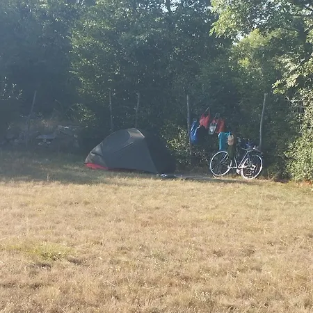 Robinzonski Smjestaj